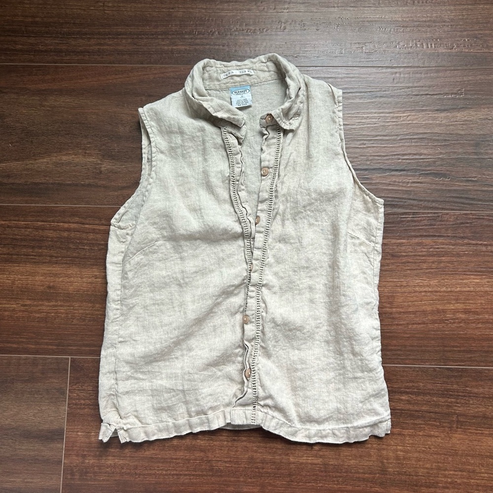 Old navy linen sleeveless button down shirt